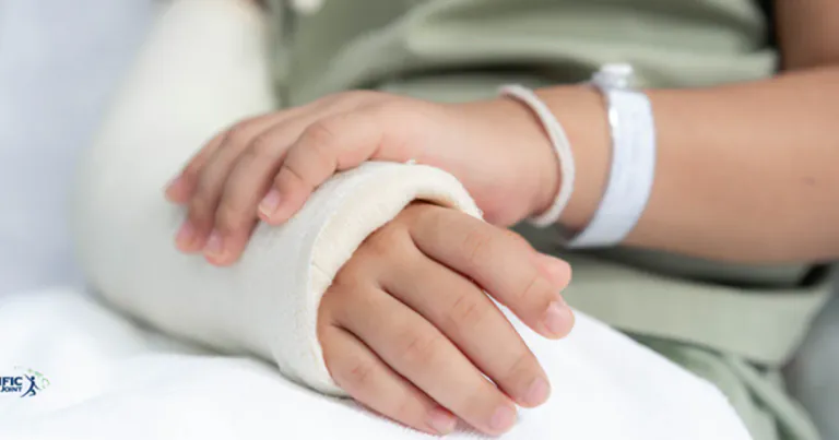 Broken Wrist: When Is a Cast Enough, and When Is Surgery Considered?